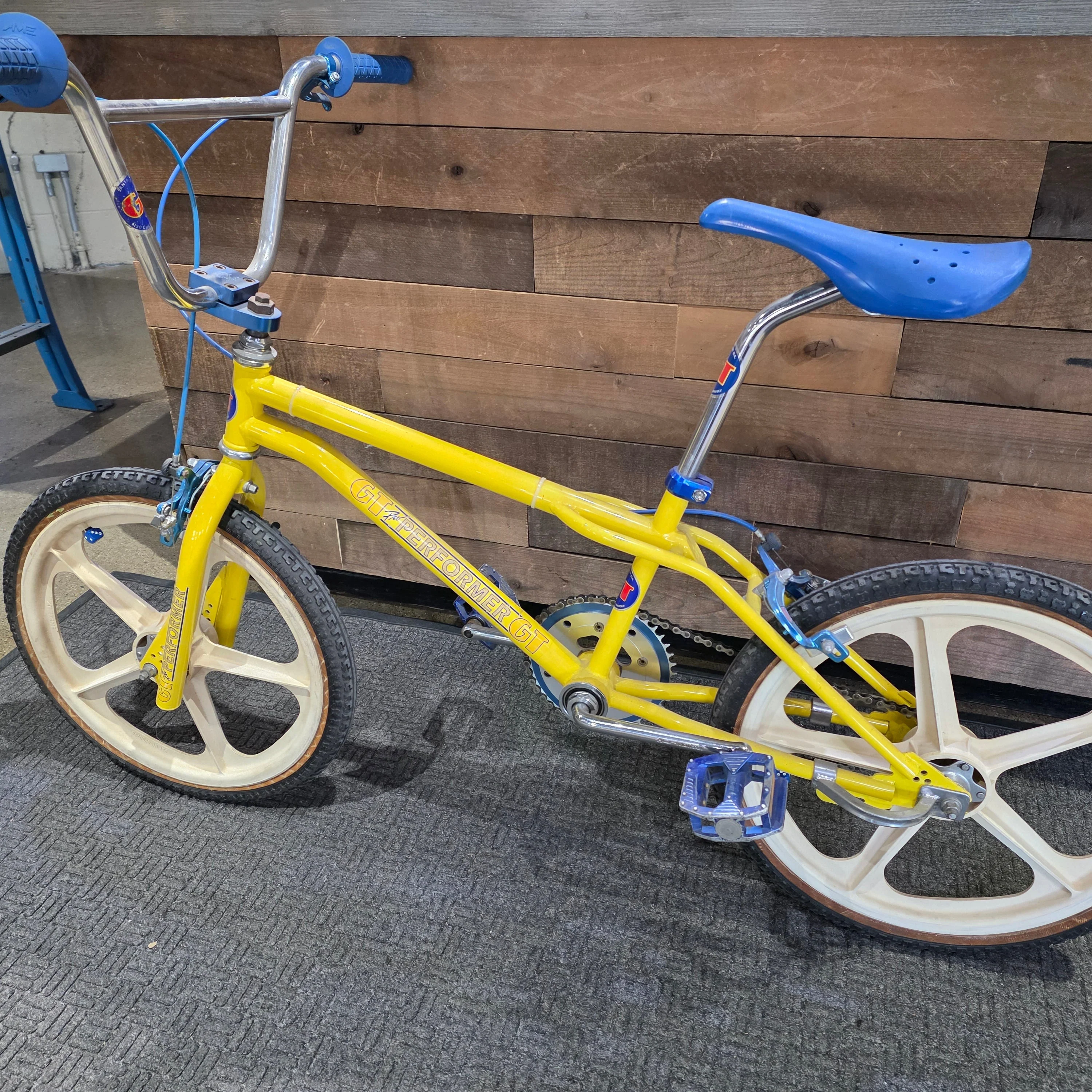 1985 GT Pro Performer USA Made Eddie Fiola Replica - Image 12