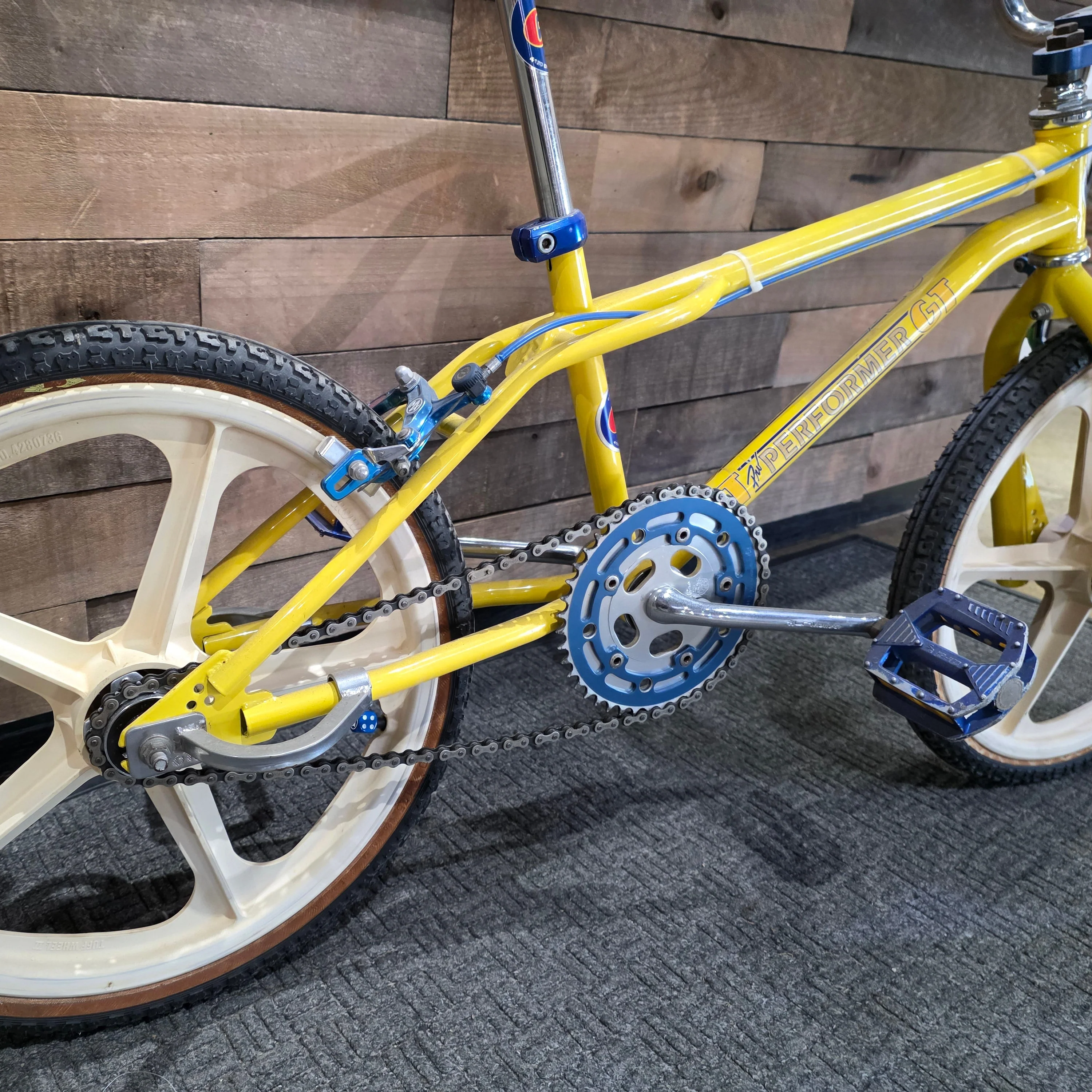 1985 GT Pro Performer USA Made Eddie Fiola Replica - Image 6