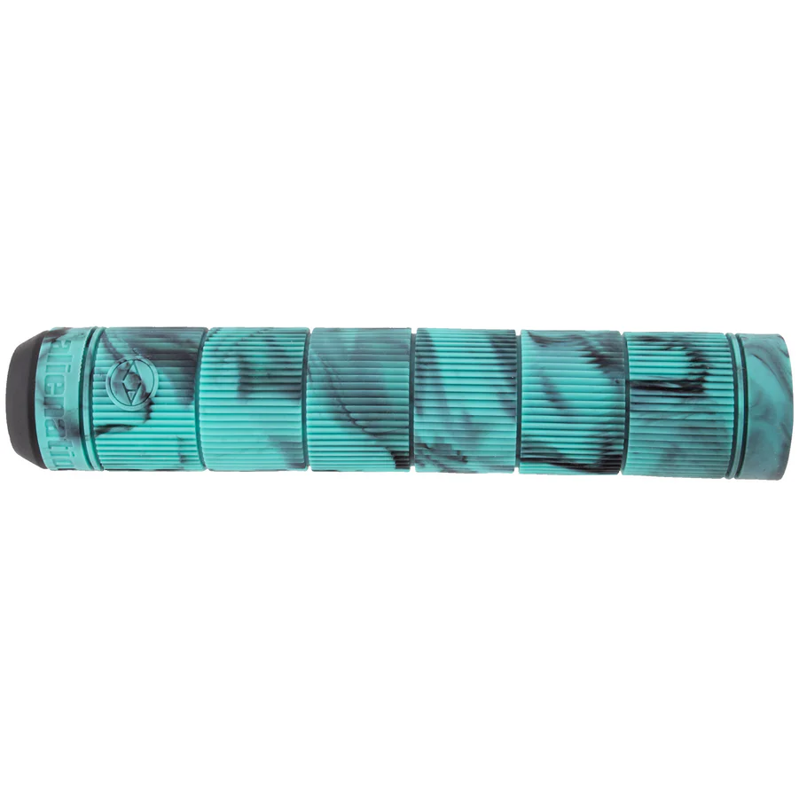 Alienation Backlash V2 Grips - Image 8