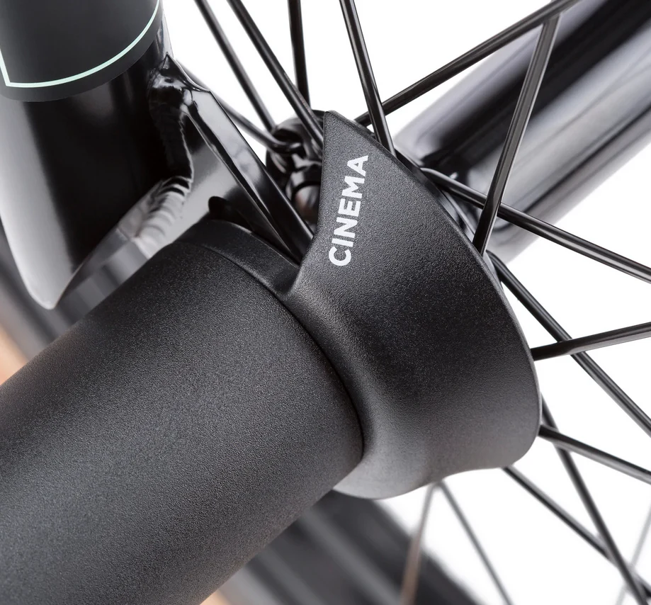 CINEMA VF FRONT UNIVERSAL HUB GUARD - Image 3