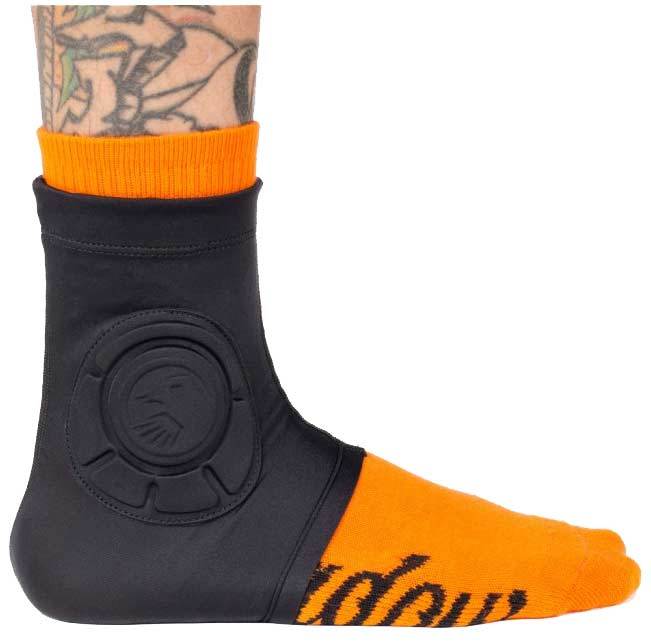 SHADOW INVISA LITE ANKLE GUARD - Image 3
