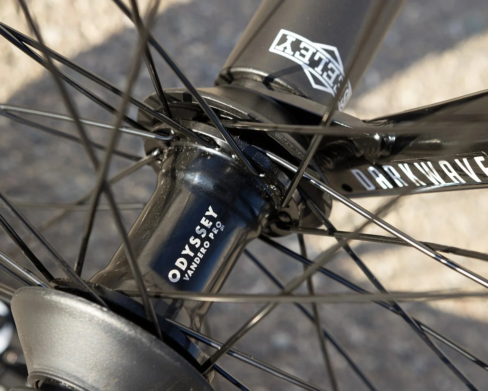 Sunday Darkwave Authentic Bike - Image 12